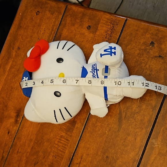 HELLO KITTY - LA DODGERS | PLUSH - Picture 7 of 7